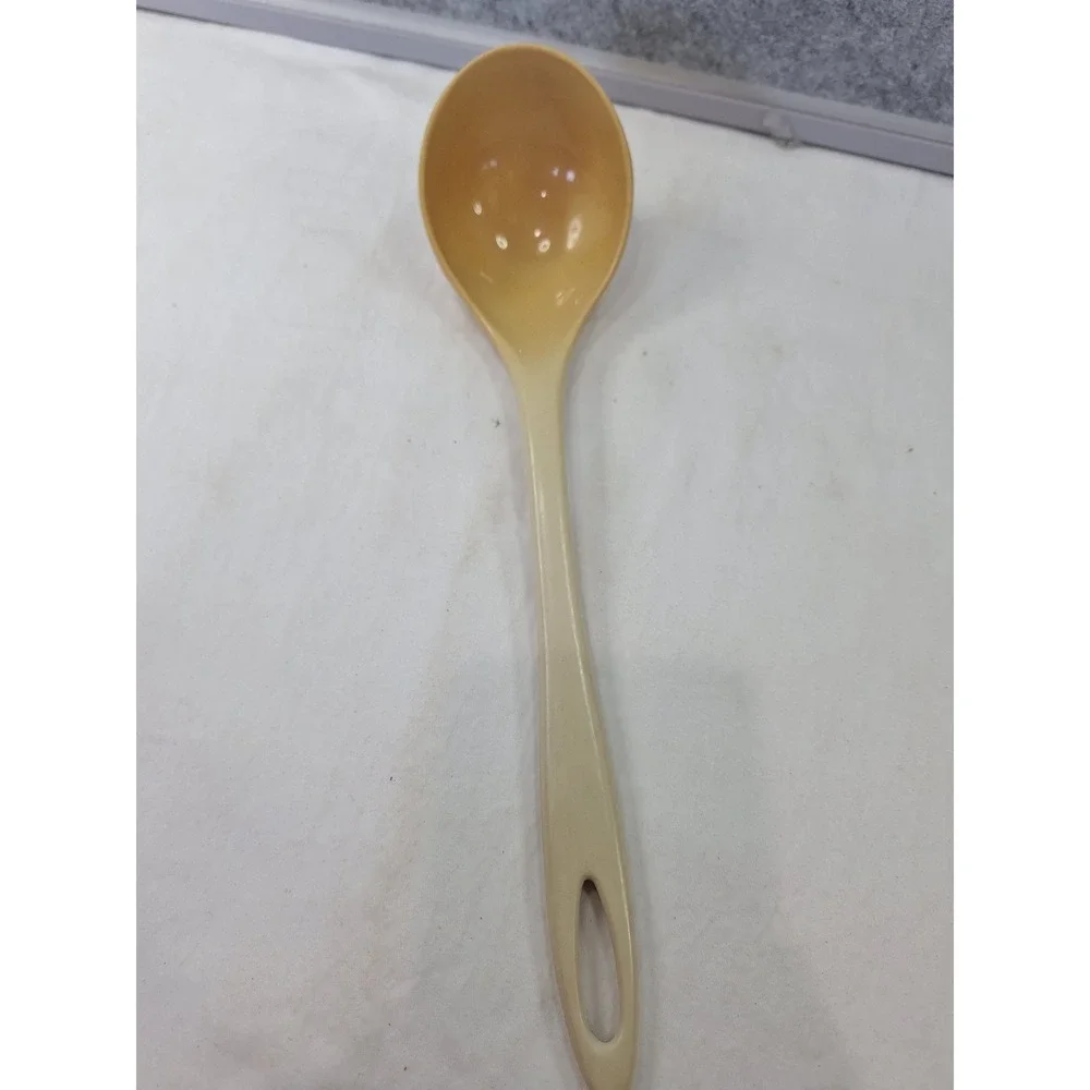 Vintage Ensar Corp Nylon Soup Ladle Tan Beige Kitchen Utensil Made in USA 12.5